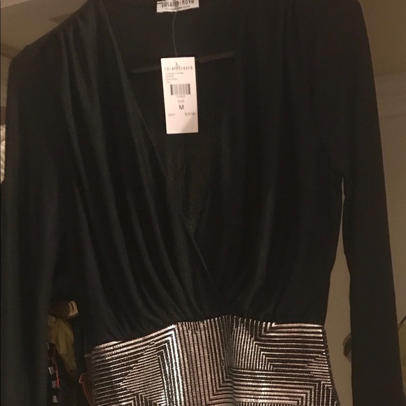 Brand new with tag - Picture 1 of 2